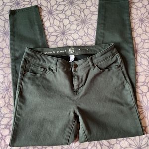 Skinny jeans size 4